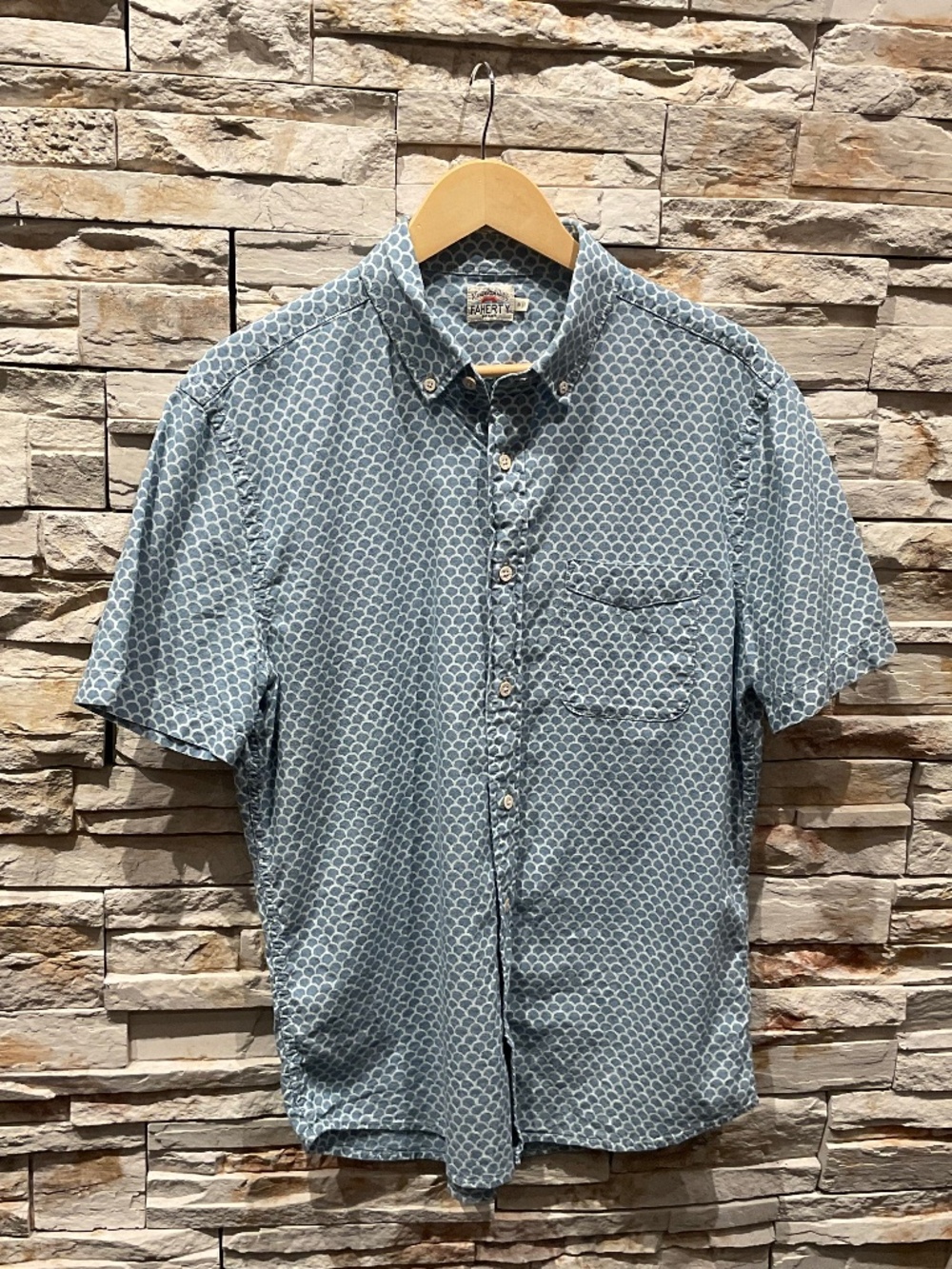 Faherty  Breeze Men’s Button Up Short- Sleeve Shirt, Blue  /White , M